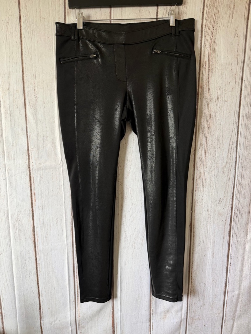 HUE Black Coated Faux Leather Leggings with Front Zipper Pattern Size L